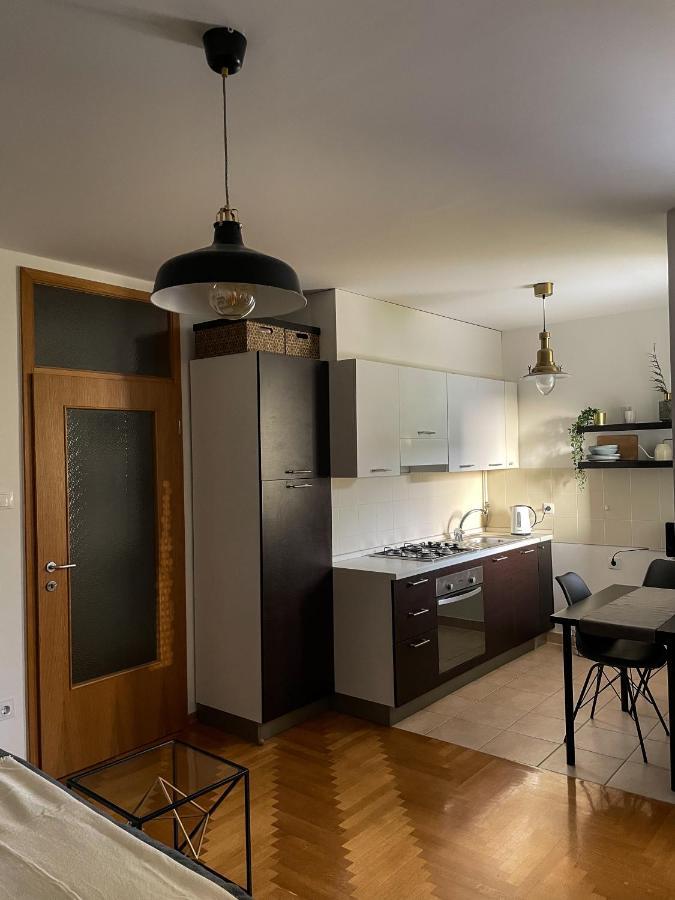 Apartman Welcome To Tresnjevka Záhřeb Exteriér fotografie
