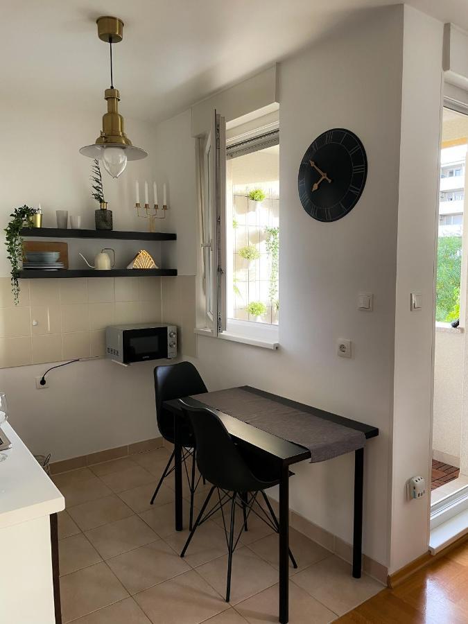 Apartman Welcome To Tresnjevka Záhřeb Exteriér fotografie
